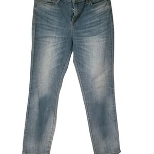 Signature Women's Blue Jeans